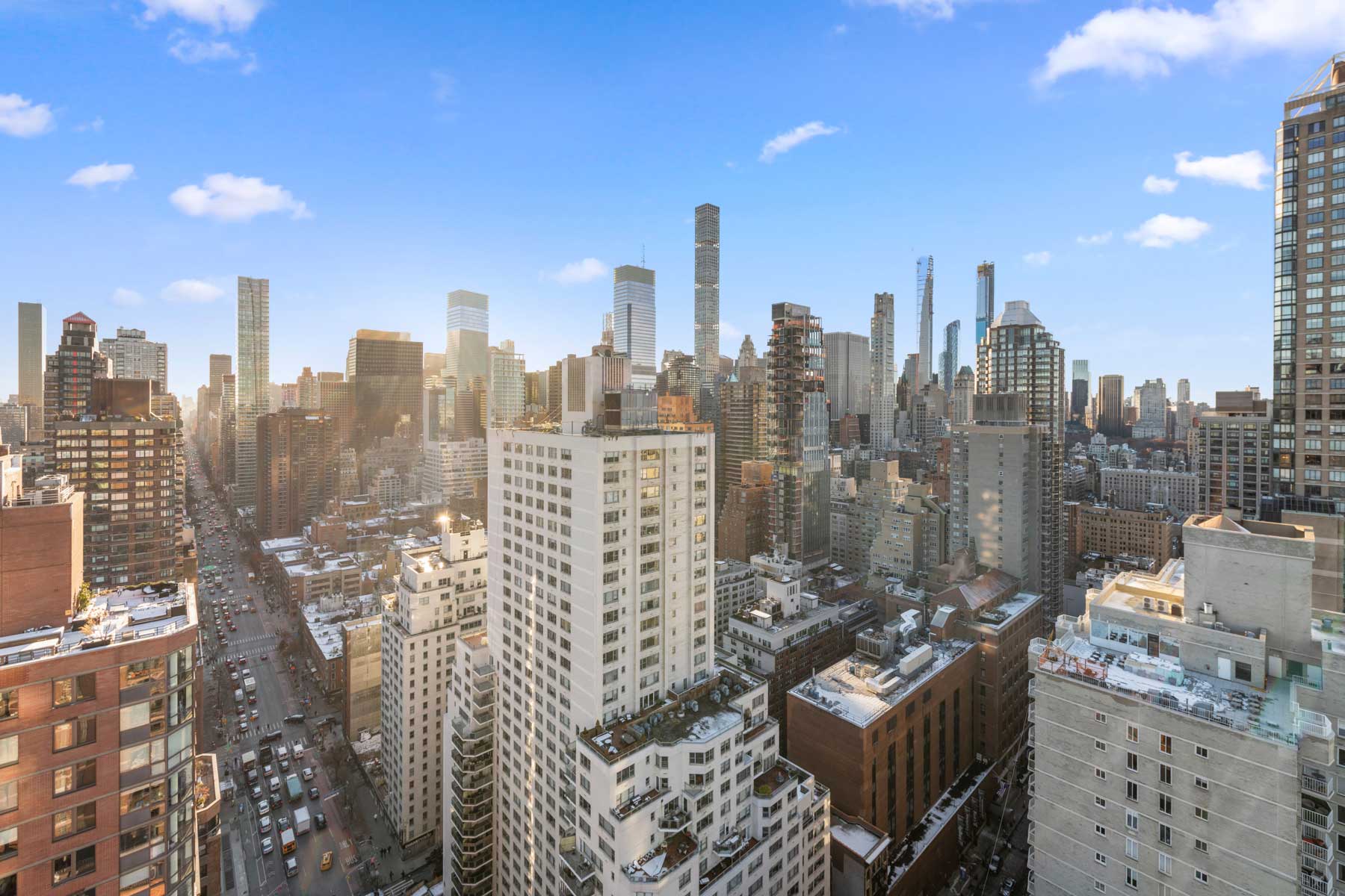 Read more about the article Prada Buys Building on Fifth Avenue in New York for $425 Million
