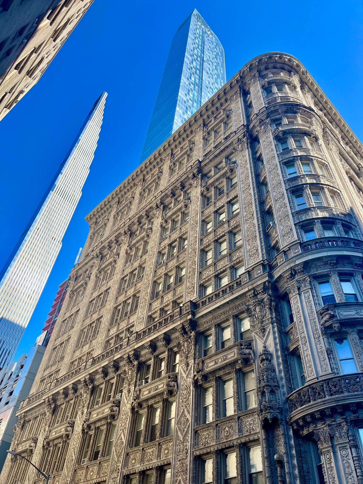 Read more about the article Valentino’s latest boutique has just landed at 654 Madison Avenue (Source: V Magazine)