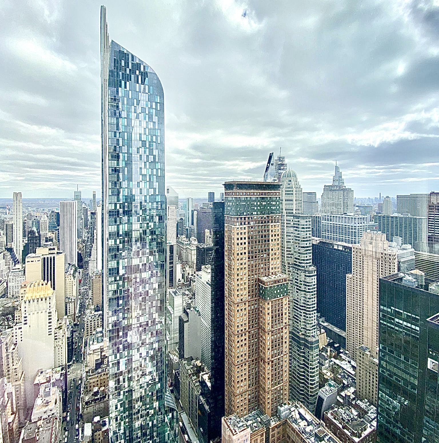 Scopri di più sull'articolo New York sfida le tendenze nazionali degli affitti con un aumento del 5,6% mentre le altre città registrano cali