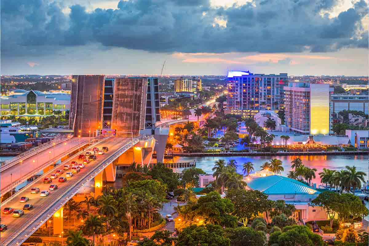 Read more about the article South Florida Luxury Real Estate: Wealth, Innovation, and Global Appeal