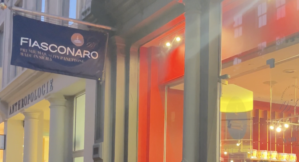 Scopri di più sull'articolo Questo Panettone (Famoso In Tutto Il Mondo) È Stato Nello Spazio E In Vaticano — Ora Arriva A SoHo, New York